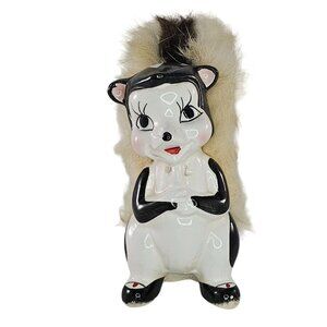 Vintage Ceramic Skunk Figurine Fur Tail Anthropomorphic KItsch *FLAW*